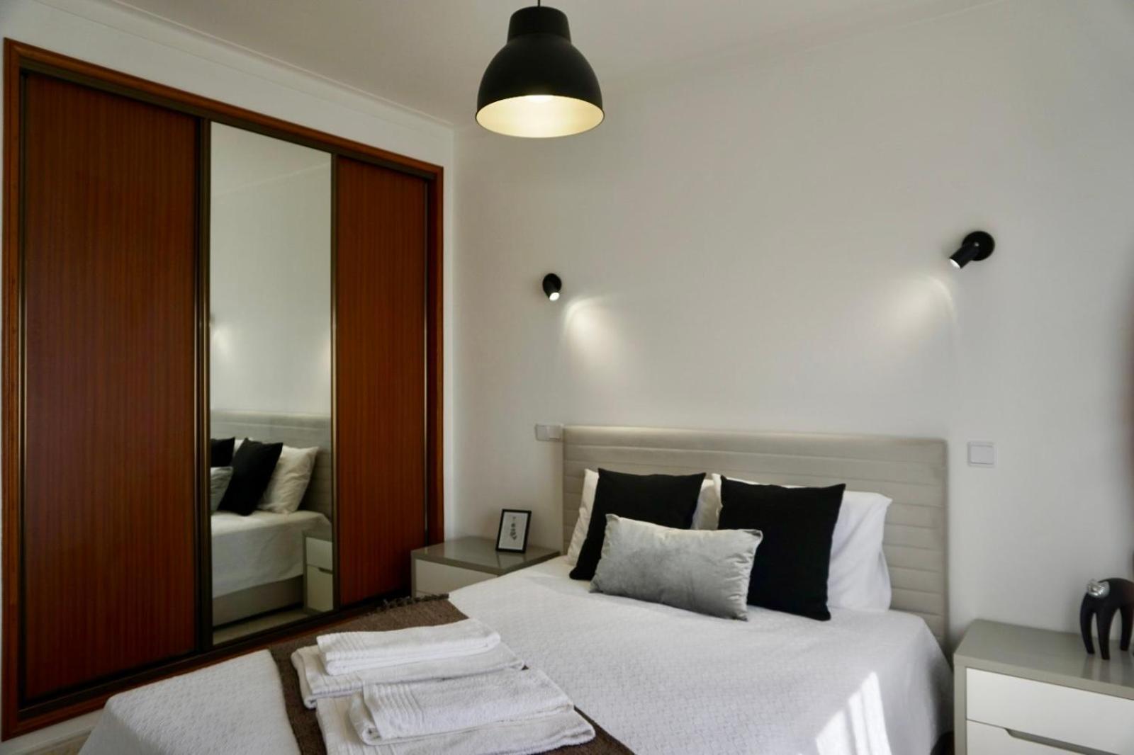Apartmán Cozy Alvor Retreat - Sunset Balcony, Wi-Fi & Ac Exteriér fotografie